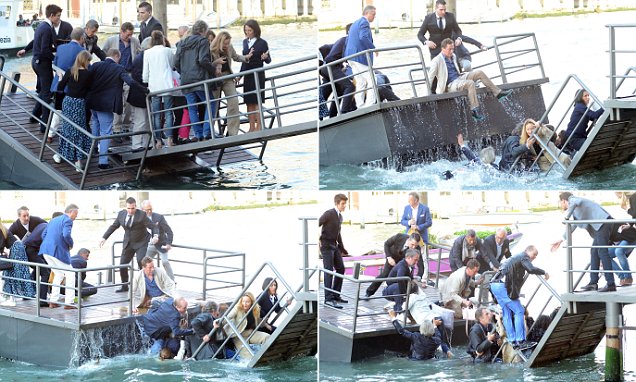 Dermaga Kanal di Venesia Ambrol, Penggemar Prada Kecemplung